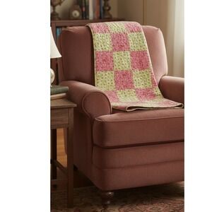 Handmade Pink‎ & Green Floral Patchwork Country Farmhouse Quilt Throw Blanket